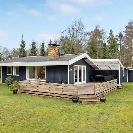 Signa - 1km From The Sea In Sealand By Interhome *